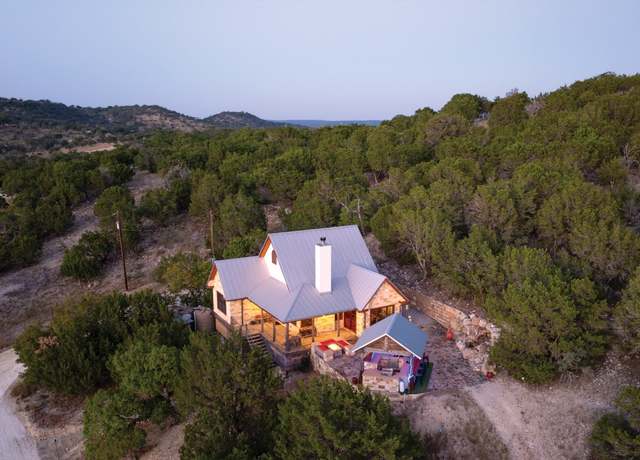 Property at 221 Flat Rock Creek Rd, Comfort, TX 78013, 3 beds, 2.5 baths
