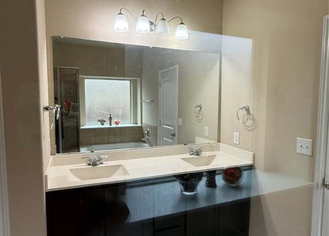 Property at 16225 Chianti Cv, Pflugerville, TX 78660, 4 beds, 3.5 baths
