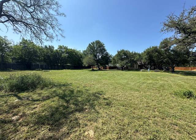 Property at 113 Leaning Oak Ln, Johnson City, TX 78636