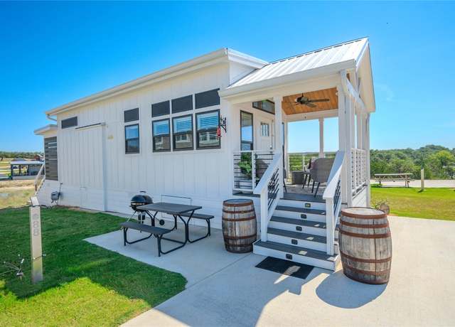Property at 5386 Ranch Road 1376 #88, Fredericksburg, TX 78624, 2 beds, 2 baths