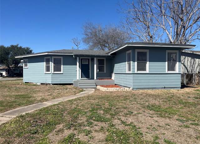 Property at 730 Anderson St, Corpus Christi, TX 78411, 2 beds, 2 baths