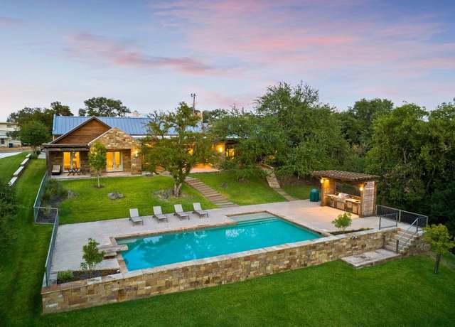 Property at 3504 Pack Saddle Dr, Horseshoe Bay, TX 78657, 4 beds, 4.5 baths