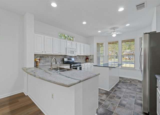 Property at 101 Buttercup Trl, Georgetown, TX 78633, 2 beds, 2 baths