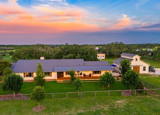 Property at 2055 County Rd 284, Liberty Hill, TX 78642, 3 beds, 2.5 baths