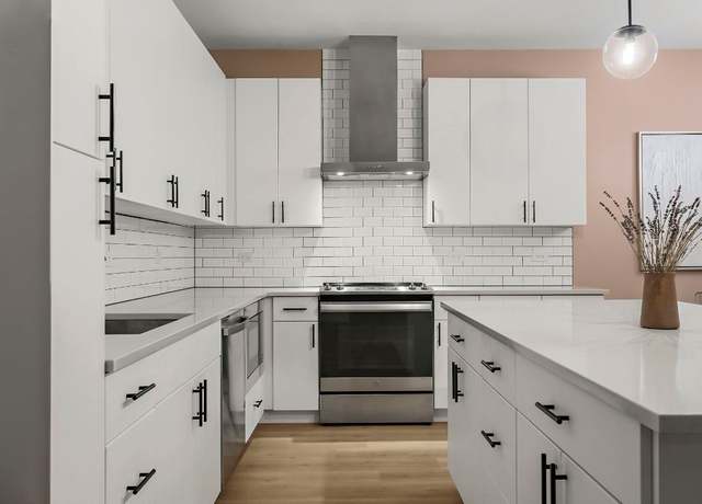 Property at 3101 Govalle Ave #106, Austin, TX 78702, 3 beds, 2 baths