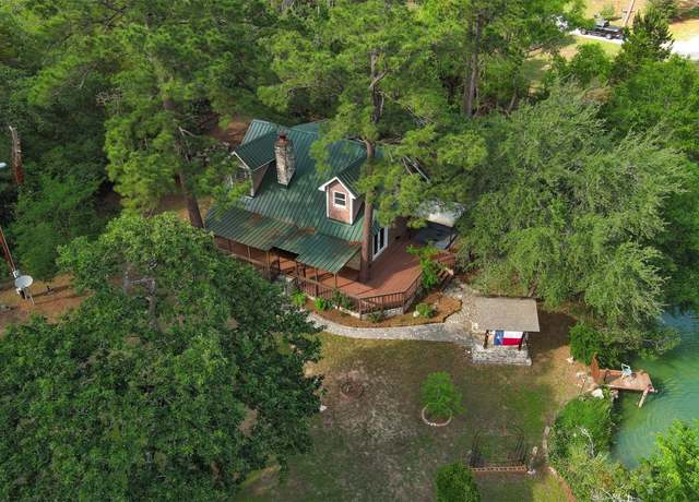 Property at 352 Kelley Rd, Bastrop, TX 78602, 6 beds, 4 baths