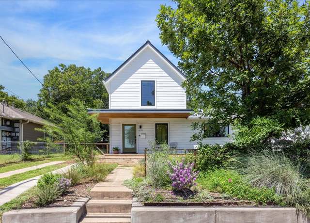 Property at 618 Denson Dr, Austin, TX 78752, 4 beds, 3 baths