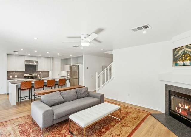 Property at 11208 Midbury Ct, Austin, TX 78748, 4 beds, 2.5 baths