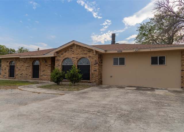 Property at 1430 State Highway 46 S, New Braunfels, TX 78130, 3 beds, 2 baths
