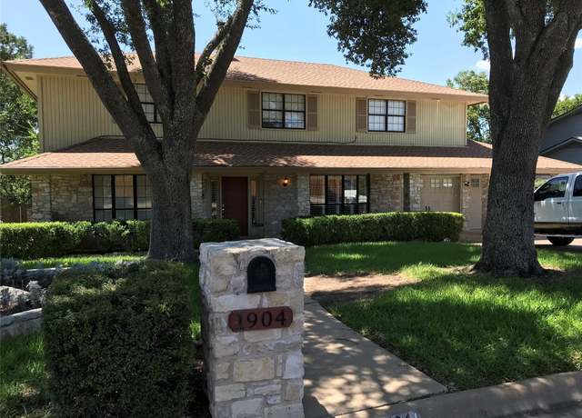 Property at 1904 Creekview Dr, Round Rock, TX 78681, 4 beds, 2.5 baths