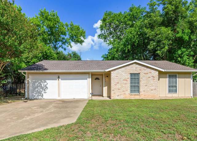 Property at 2106 Ponciana Loop, Austin, TX 78744, 4 beds, 2 baths
