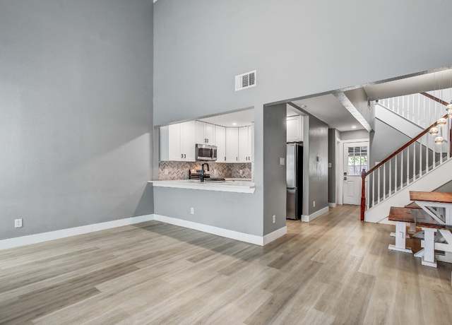 Property at 1010 W Rundberg Ln #24, Austin, TX 78758, 3 beds, 1.5 baths