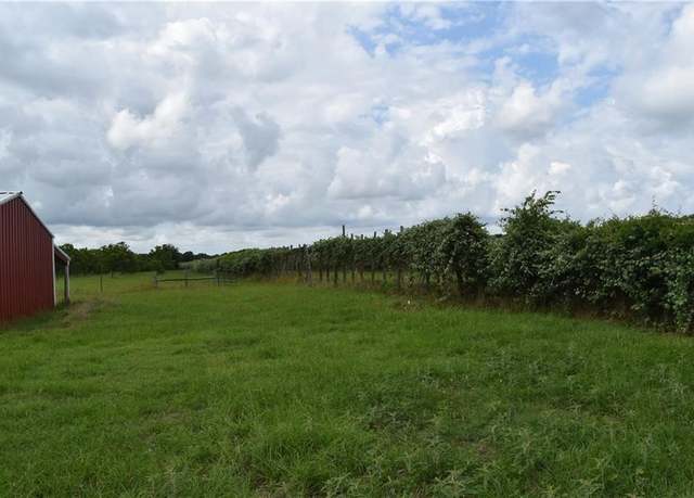 Property at 1409 Antioch Rd, Paige, TX 78659, 3 beds, 2.5 baths