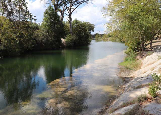 Property at 401 High Mesa Dr, Wimberley, TX 78676, 3 beds, 2 baths