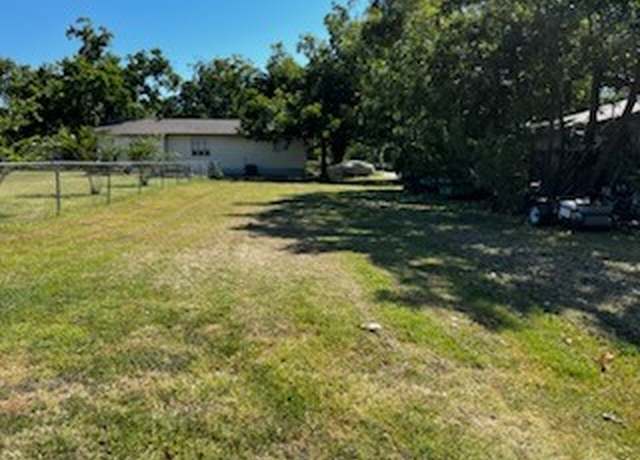 Property at TBD Williams St, Elgin, TX 78621