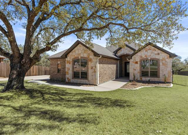 Property at 3208 Waggoner Dr, Belton, TX 76513, 4 beds, 3.5 baths