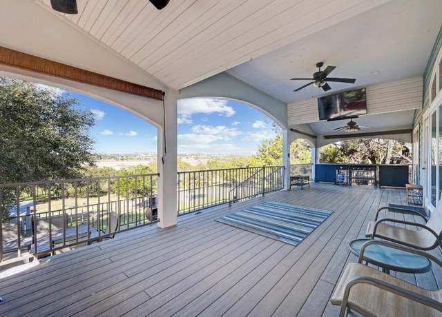 Property at 2106 Lakeshore Dr, Canyon Lake, TX 78133, 2 beds, 2 baths