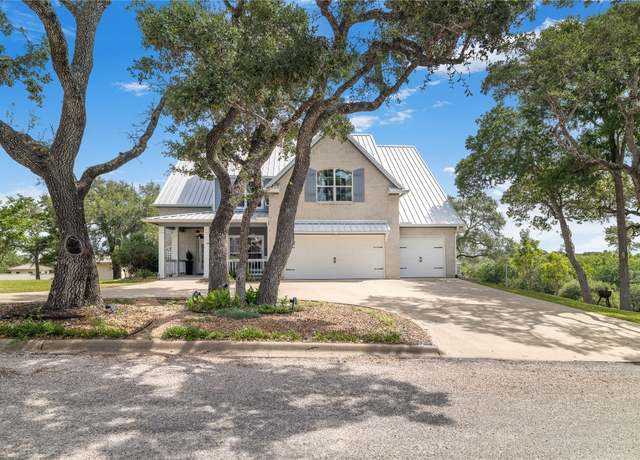 Property at 111 Kathleen Ave, La Grange, TX 78945, 4 beds, 3.5 baths