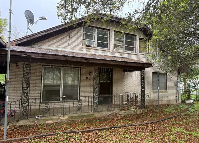 Property at 101 N Kings Trl, Little River Academy, TX 76554, 4 beds, 3 baths