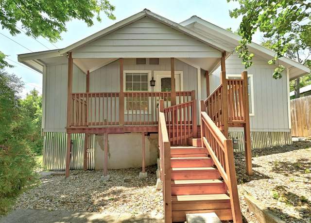 Property at 1200 Walnut Ave, Austin, TX 78702, 4 beds, 3 baths