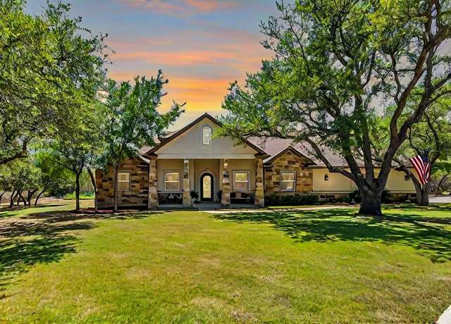 Property at 103 Paloma Pl, Liberty Hill, TX 78642, 4 beds, 3 baths