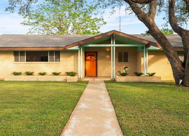 Property at 100 W Central Dr, Georgetown, TX 78628, 3 beds, 2 baths