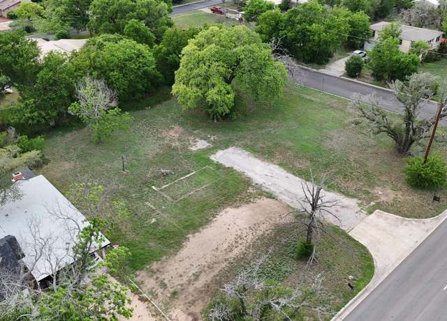Property at 1404 N Water St, Burnet, TX 78611