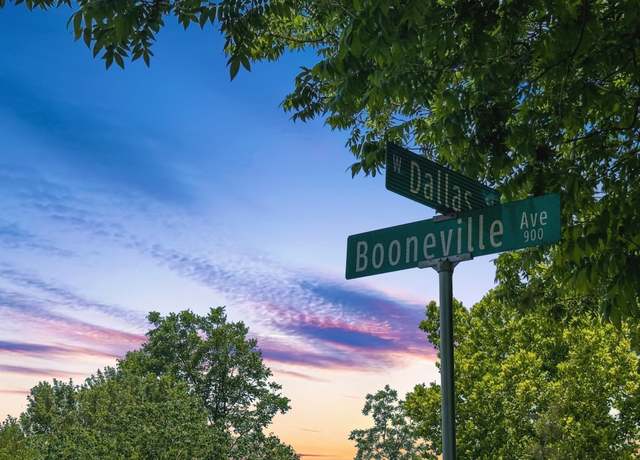 Property at 922 Booneville Ave, New Braunfels, TX 78130
