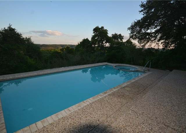Property at 4 Meridian Dr, Wimberley, TX 78676, 2 beds, 2 baths