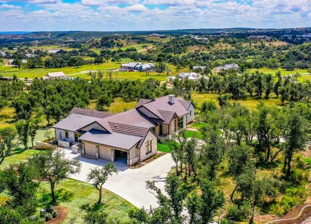 Property at 395 Lago Vista Dr, Fredericksburg, TX 78624, 4 beds, 4 baths