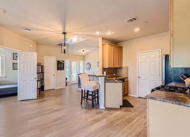 Property at 9201 Brodie Ln #201, Austin, TX 78748, 2 beds, 1.5 baths