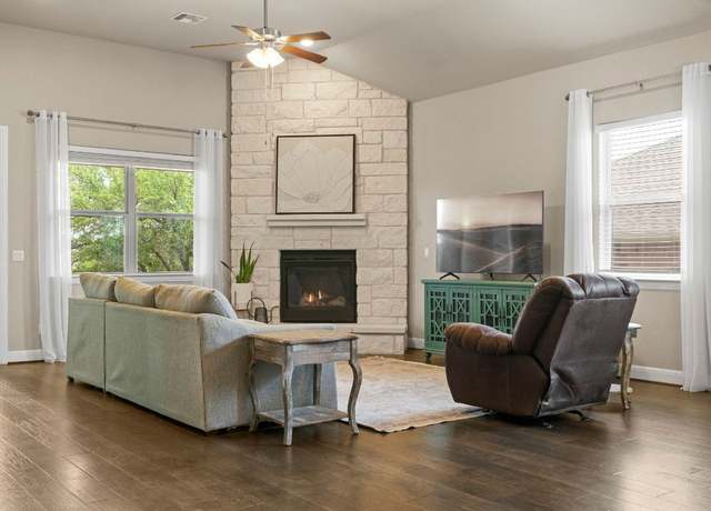 Property at 520 Peakside Cir, Dripping Springs, TX 78620, 4 beds, 3.5 baths