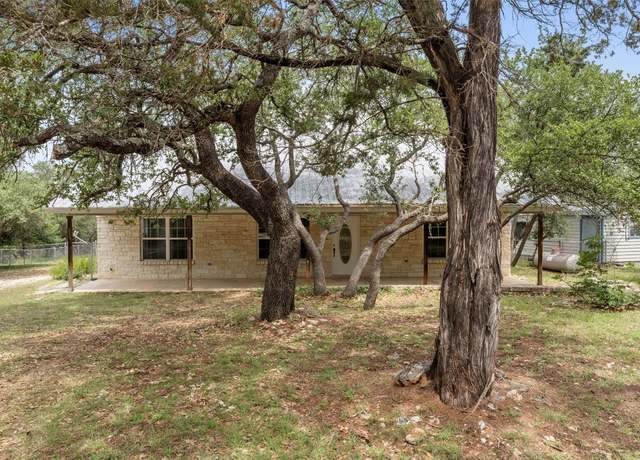 Property at 8281 Mountain Dr, Salado, TX 76571, 3 beds, 2 baths