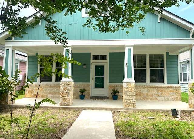 Property at 316 Perry St, San Marcos, TX 78666, 3 beds, 2 baths