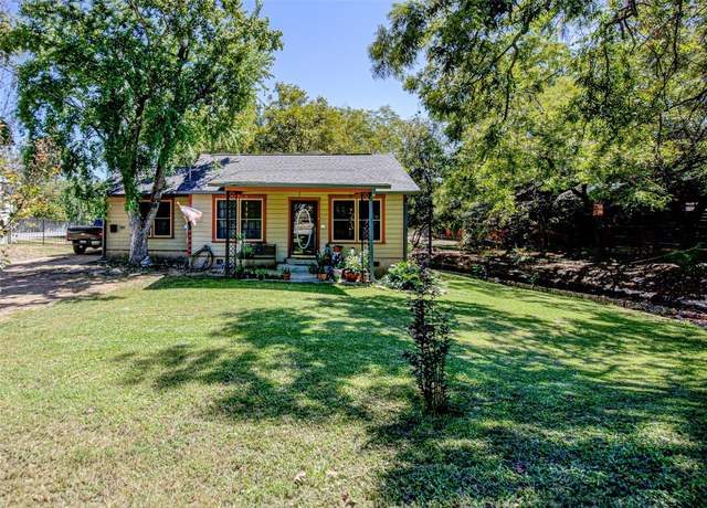 Property at 3205 Menchaca Rd, Austin, TX 78704, 2 beds, 2 baths