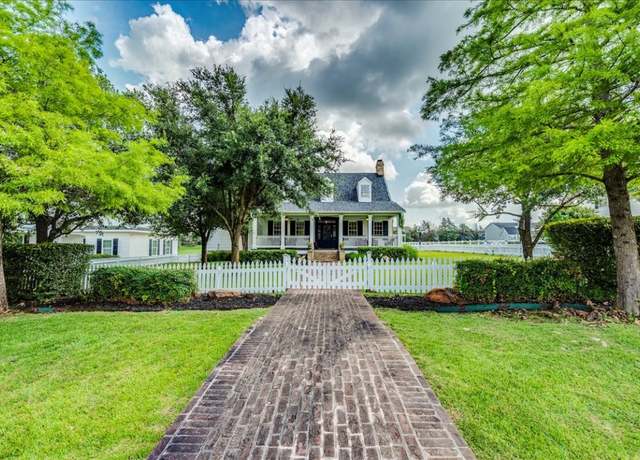 Property at 1145 Trebled Waters Trl, Driftwood, TX 78619, 4 beds, 3.5 baths