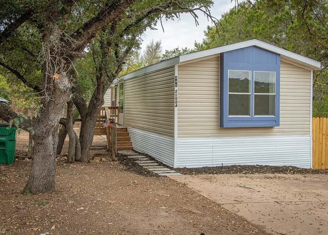 Property at 21504 Coyote Trl, Lago Vista, TX 78645, 3 beds, 2 baths