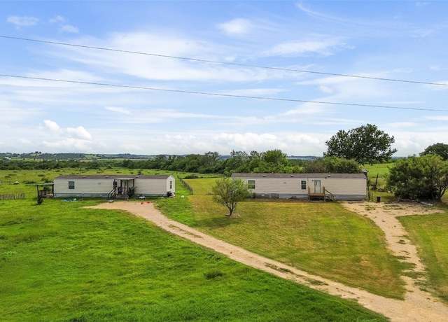 Property at 612-618 Bylerpool Rd, Kingsbury, TX 78638, 3 beds, 2 baths