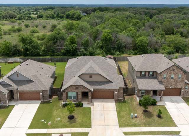 Property at 330 Conestoga Dr, Kyle, TX 78640, 4 beds, 3 baths