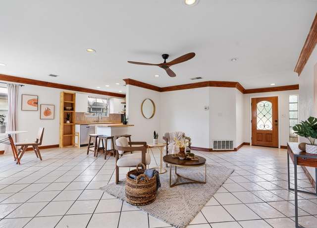 Property at 13912 Cambourne Dr, Pflugerville, TX 78660, 3 beds, 2 baths