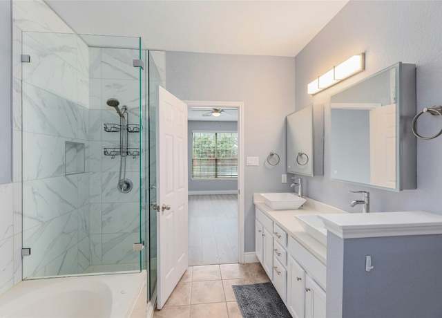 Property at 14815 Avery Ranch Blvd Unit 13E, Austin, TX 78717, 3 beds, 2.5 baths