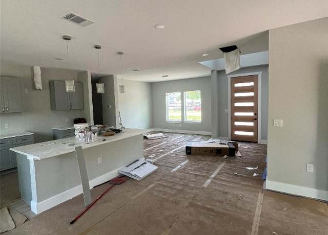 Property at 401 E Carrie St, Manor, TX 78653, 3 beds, 2.5 baths
