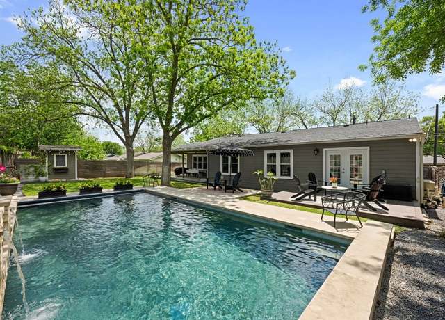 Property at 1403 E 16th St, Georgetown, TX 78626, 3 beds, 2 baths