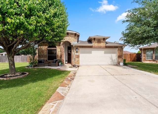 Property at 1015 Blackman Ct, Hutto, TX 78634, 4 beds, 2 baths