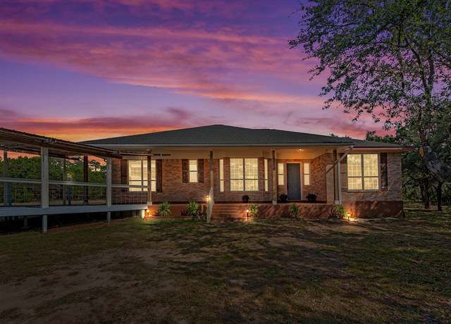 Property at 300 Round Rock Rd, Wimberley, TX 78676, 4 beds, 2 baths