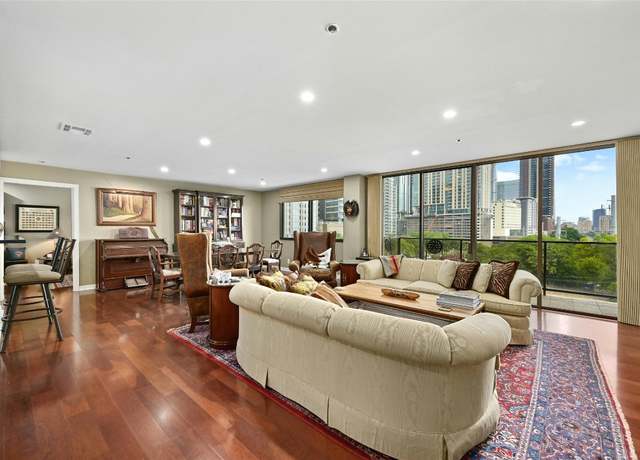 Property at 40 N Interstate Highway 35 Unit 8C1, Austin, TX 78701, 3 beds, 3 baths