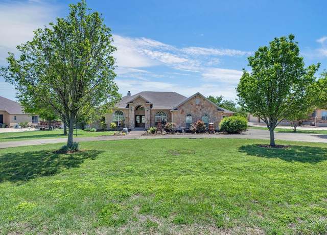 Property at 117 Lookout Cir, Hutto, TX 78634, 4 beds, 3 baths