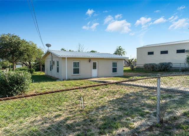 Property at 106 Overview Dr, Zapata, TX 78076, 1 bed, 1 bath