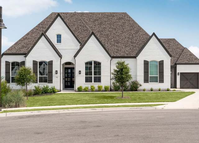 Property at 304 Sadaba St, Liberty Hill, TX 78642, 5 beds, 4 baths