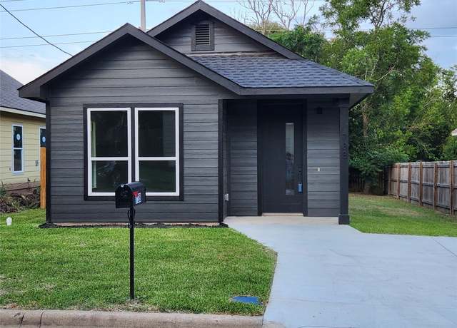 Property at 738 Chihuahua St, Lockhart, TX 78644, 2 beds, 2 baths